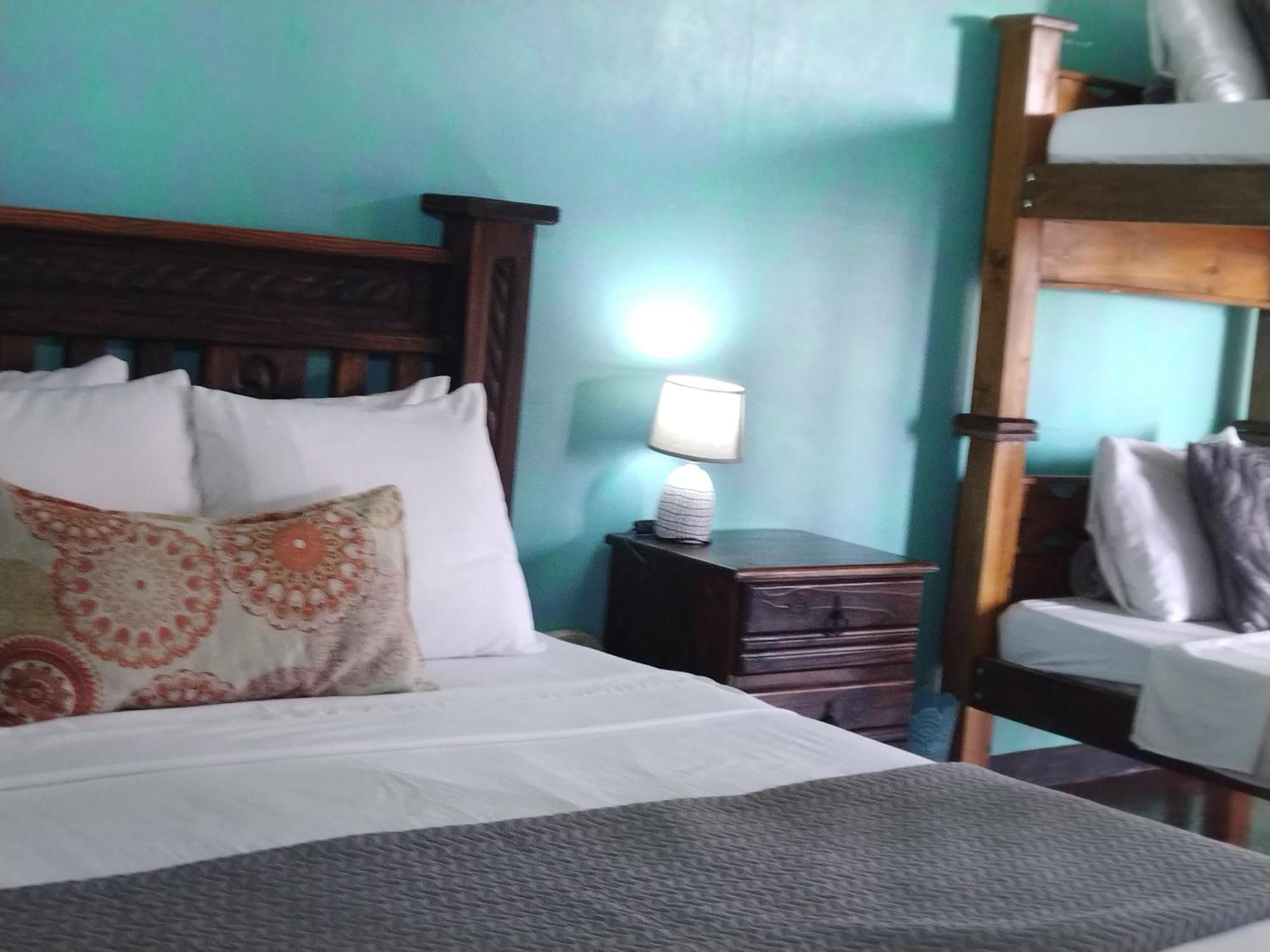 Lajuela Bnb & Hostel Alajuela Exteriör bild